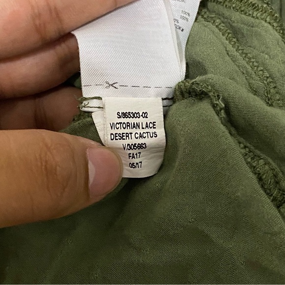 Gap Victorian Lace Desert Cactus Green Short Sleeve Tee Shirt - Picture 5 of 5